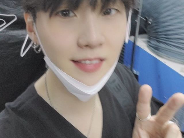 YOONGI