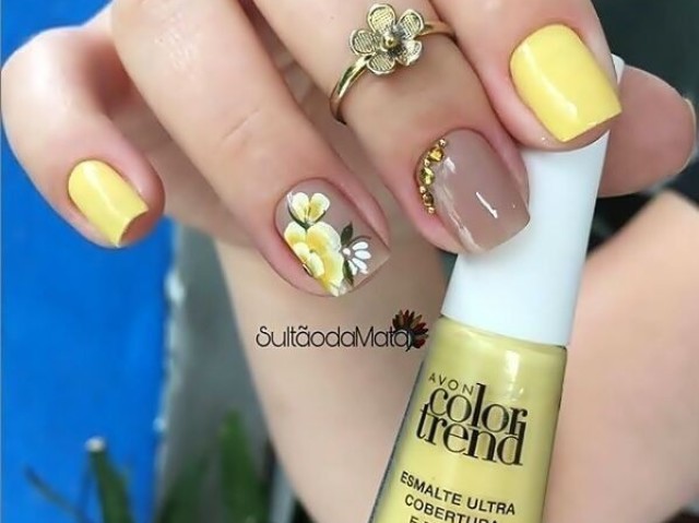 Amarelo pastel