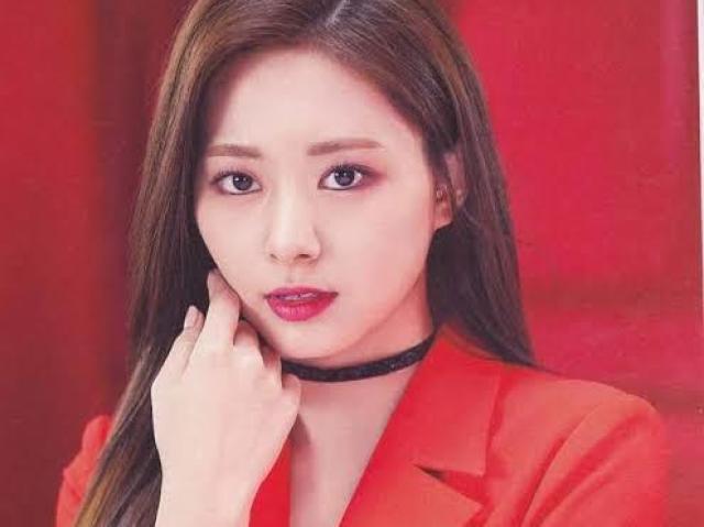 Tzuyu (TWICE)