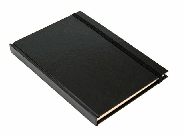 caderno preto básico