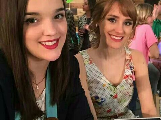 DELFI E JAZMIN