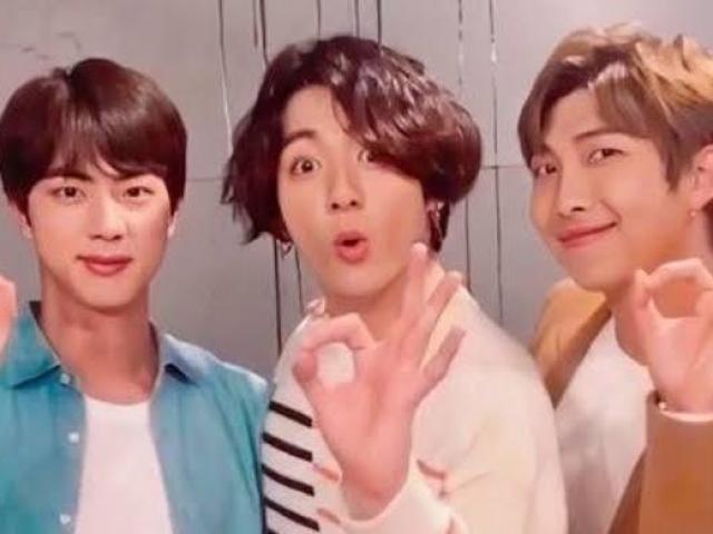 Com o Jungkook,Jin e Namjoon