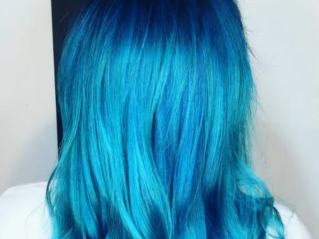 Azul