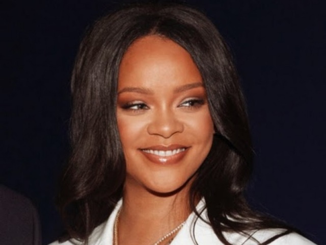 Rihanna!