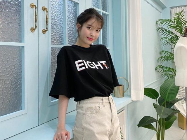 IU