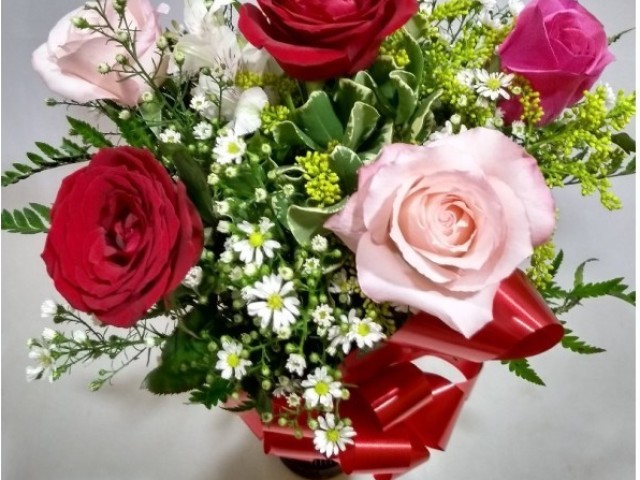 4-rosas vermelhas
