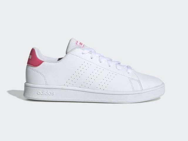 Um Adidas Branco com rosa=)