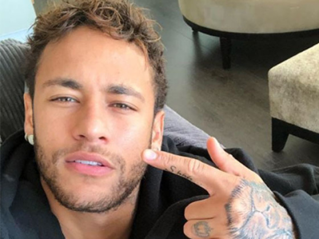 Neymar Jr - "O famosinho hetero top"