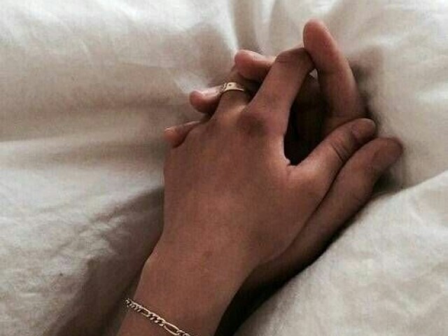 "É com você que eu quero viver.
É com você que eu quero realizar os meus maiores sonhos, porque foi com você que eu planejei cada um deles...
@ColemanLana"