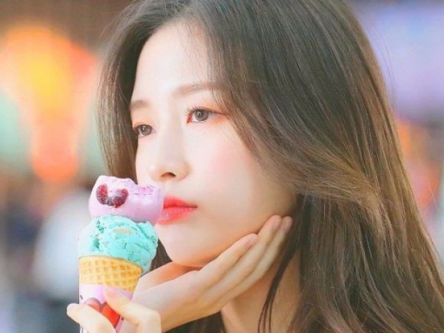 Arin (Oh My Girl)