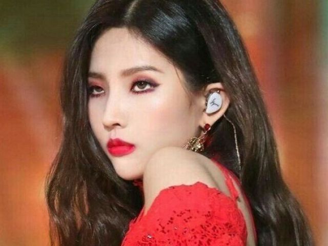 - Soyeon // (G)I-DLE -