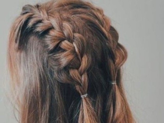 Penteado da Ju gente desculpa mesmo pela imagem cortada