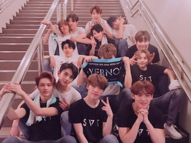 Uma foto do seu grupo de Kpop favorito❤️