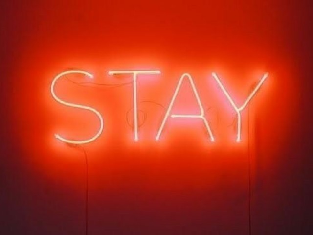 Laranja neon.