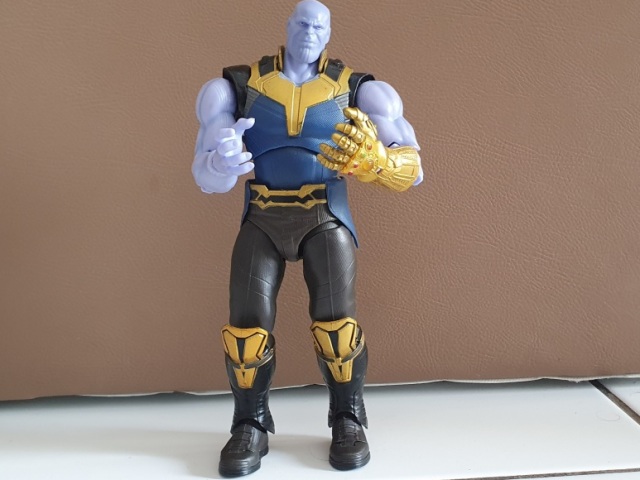 Thanos ganha de novo