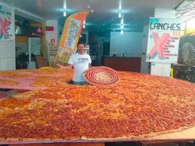 PIZZA