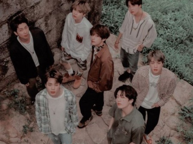 Você sabe qual é a música do BTS pela imagem?