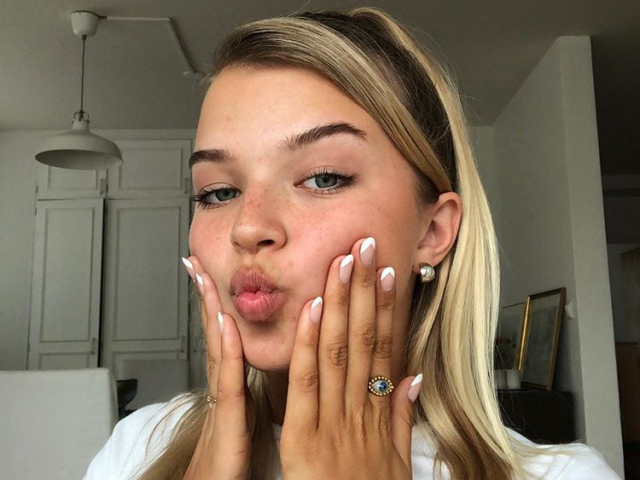 1/5❤️❤️❤️👱🏼♀️