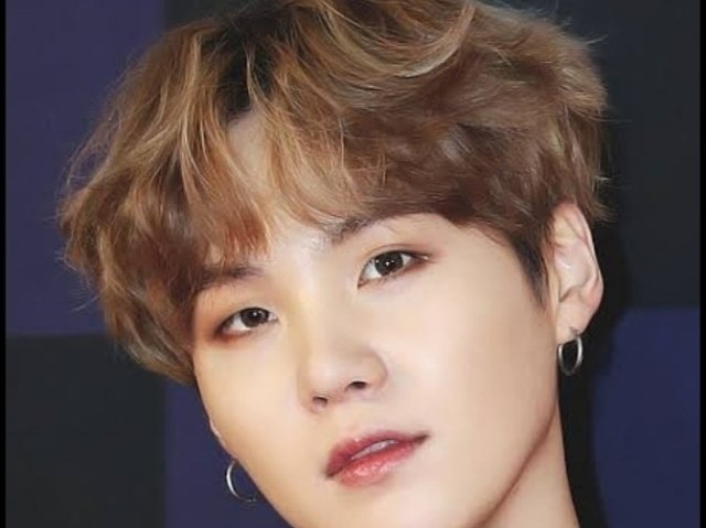 Açúcar Trevoso! Yoongi 🖤🤍