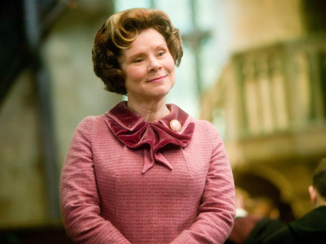 dolores umbridge(a vaca rosa)