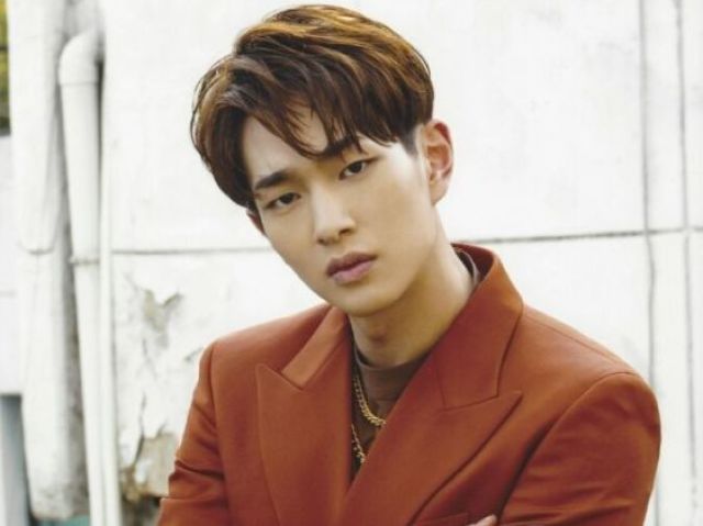 Onew- SHINee