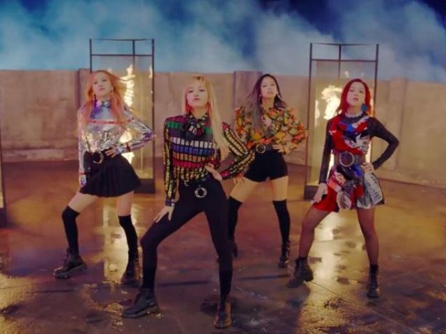 Playing whit fire - BLACKPINK