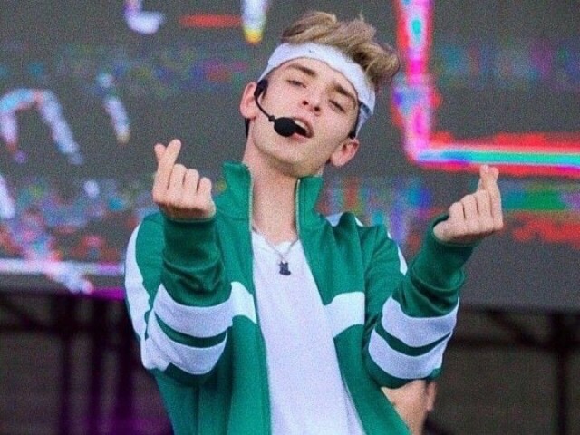 O que o Josh seria seu?