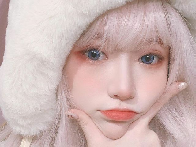 Makeup fofa