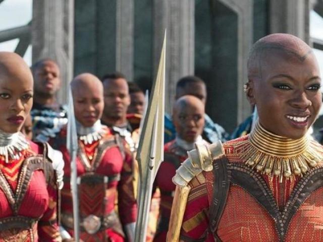 as mulheres de Wakanda são independentes,podendo ser tudo que quiserem,ocupando grandes cargos e também sendo guerreiras