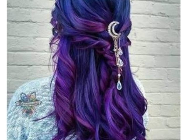 Esse roxo me deixa linda!!!