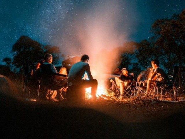 Monte seu acampamento nas montanhas 🏕