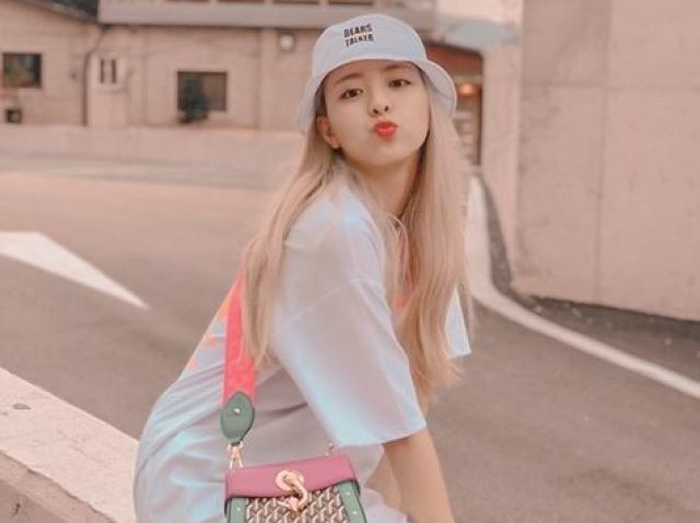 YUNA