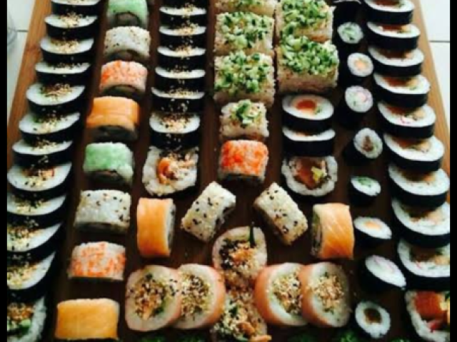 Sushi (tem doce e salgado mas conta como se fosse salgado)