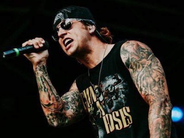 M. Shadows