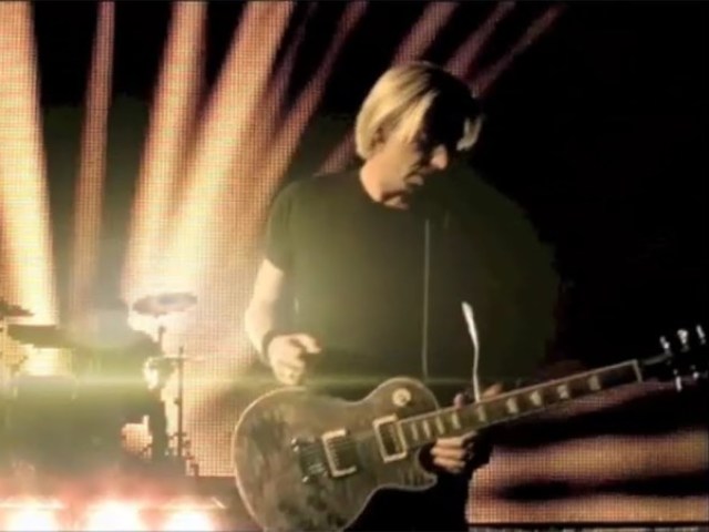 Nickelback - Never Gonna Be Alone