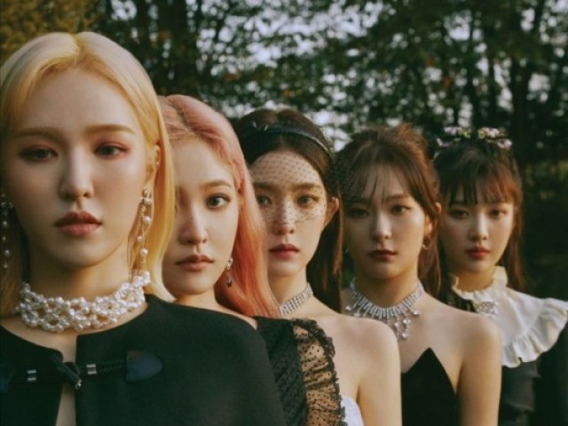 RED VELVET