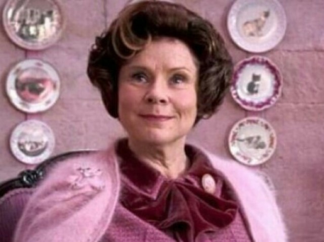 Dolores Umbridge (Imelda Staulton) - Saga Harry Potter (2001 - 2011)
