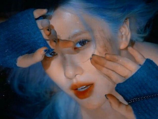 🌹| O que a Rosé seria sua?
