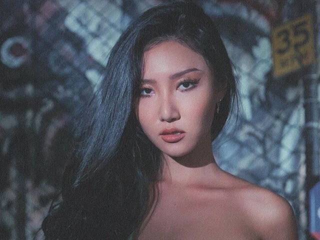 Hwasa Mamamoo