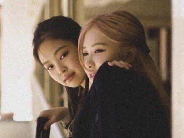 Chaennie💍
(Rosé e Jennie)