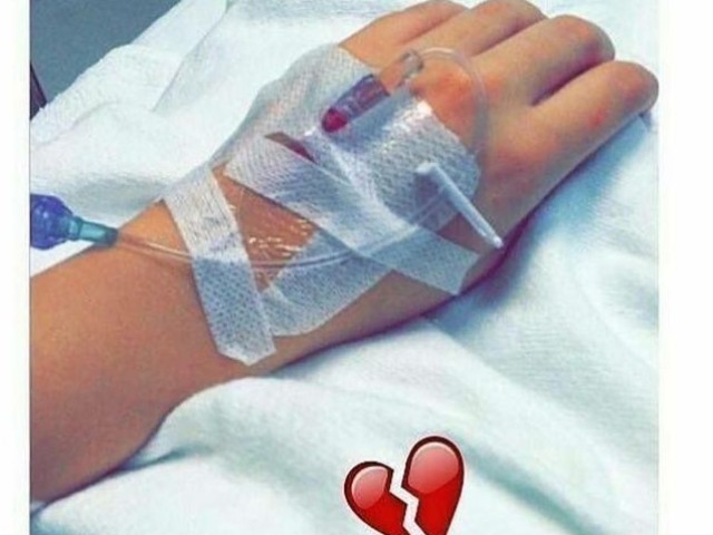 Eu tiro essa foto e publico no insta
Legenda:vai melhorar fedido