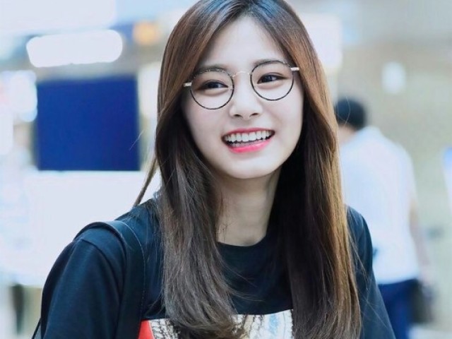 Tzuyu (TWICE)