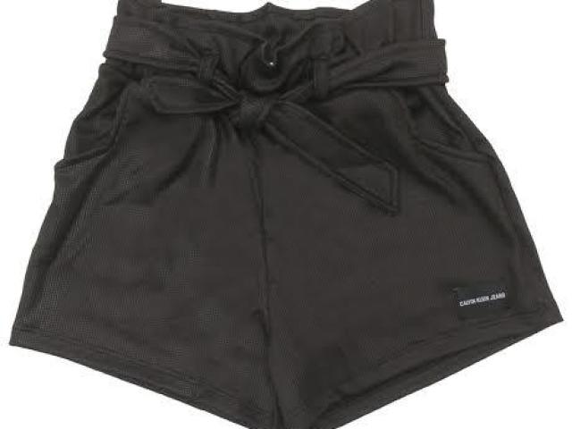 Short Preto