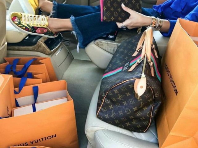 Monte seu dia de compras 💙💳