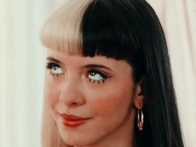 Escolha uma imagem que eu irei indicar uma música da Melanie Martinez (parte 2)