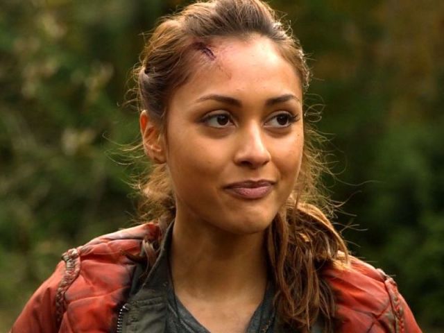 Lindsey Morgan, por sua resiliente Raven