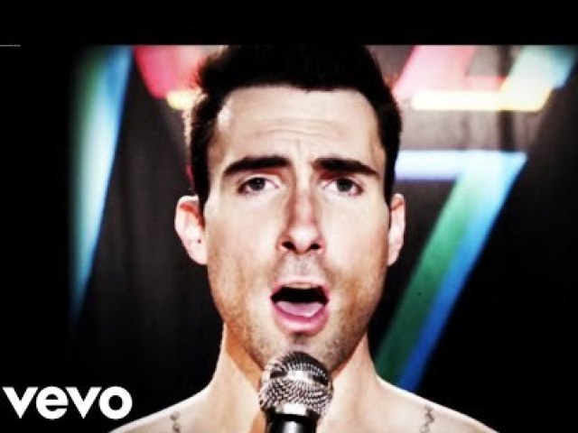 Moves Like Jagger - Maroon 5