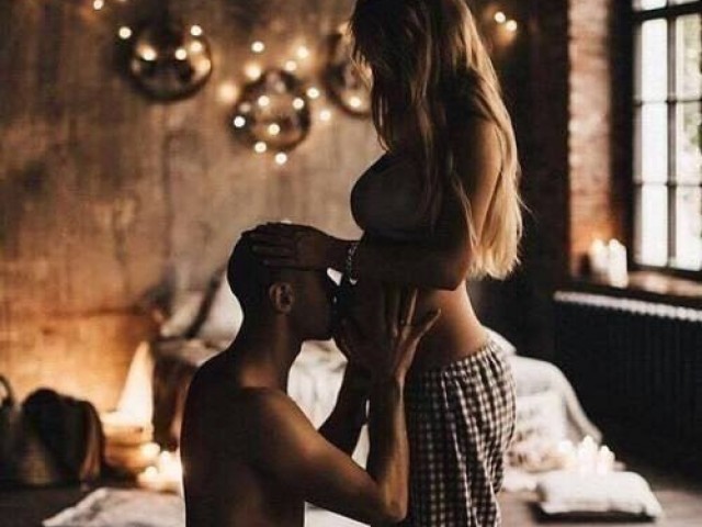 โฅ