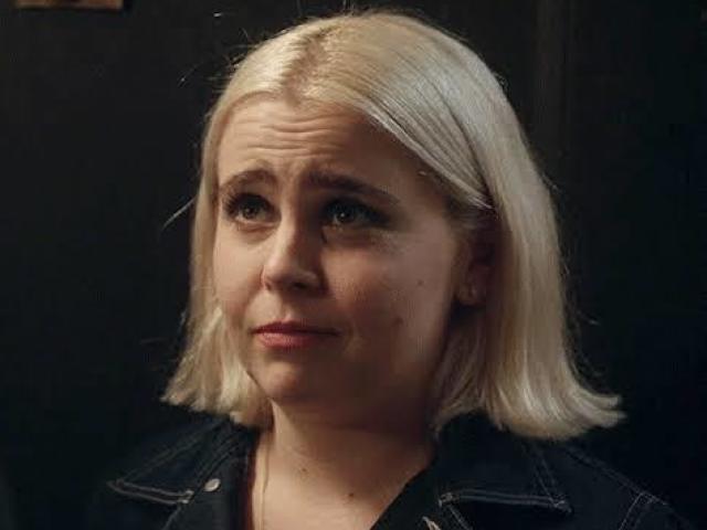 Mae Whitman, por seu papel como a inconsequente Annie