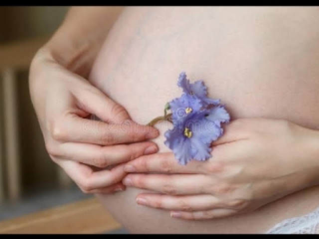 Linda Sua Barriga! Seu Bebê E Lindo!